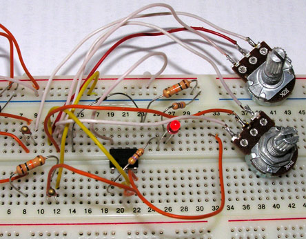 Pracovn zapojen jednoduchho termostatu s NTC termistorem